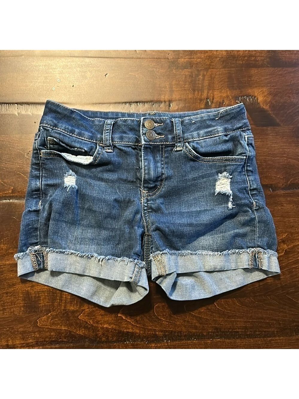 SO Medium Wash Denim Jean Shorts Size 3